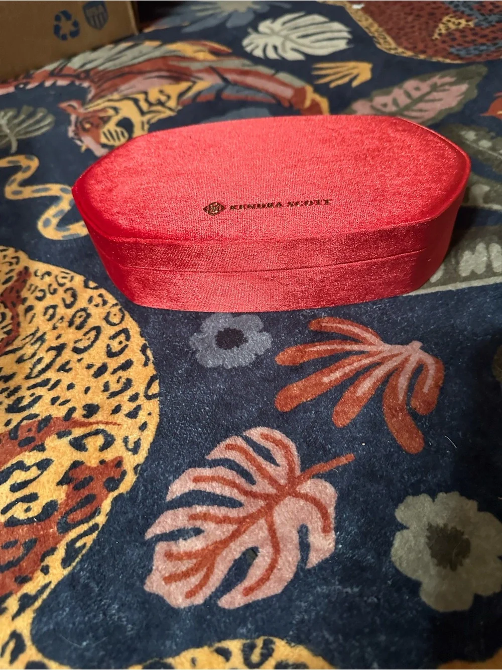 3/$25 ✨ Kendra Scott Pink Satin Oval Travel Jewelry Case Organizer